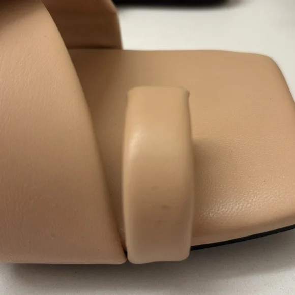 Open Edit size 8 Tan Women's Sandal slides EUC - Picture 9 of 10